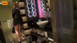 tante hijab solehah goyangan solehot di hotel yandex indo