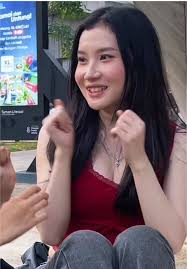 Bokep Indo Threesome Layani Tante HyperSex Live